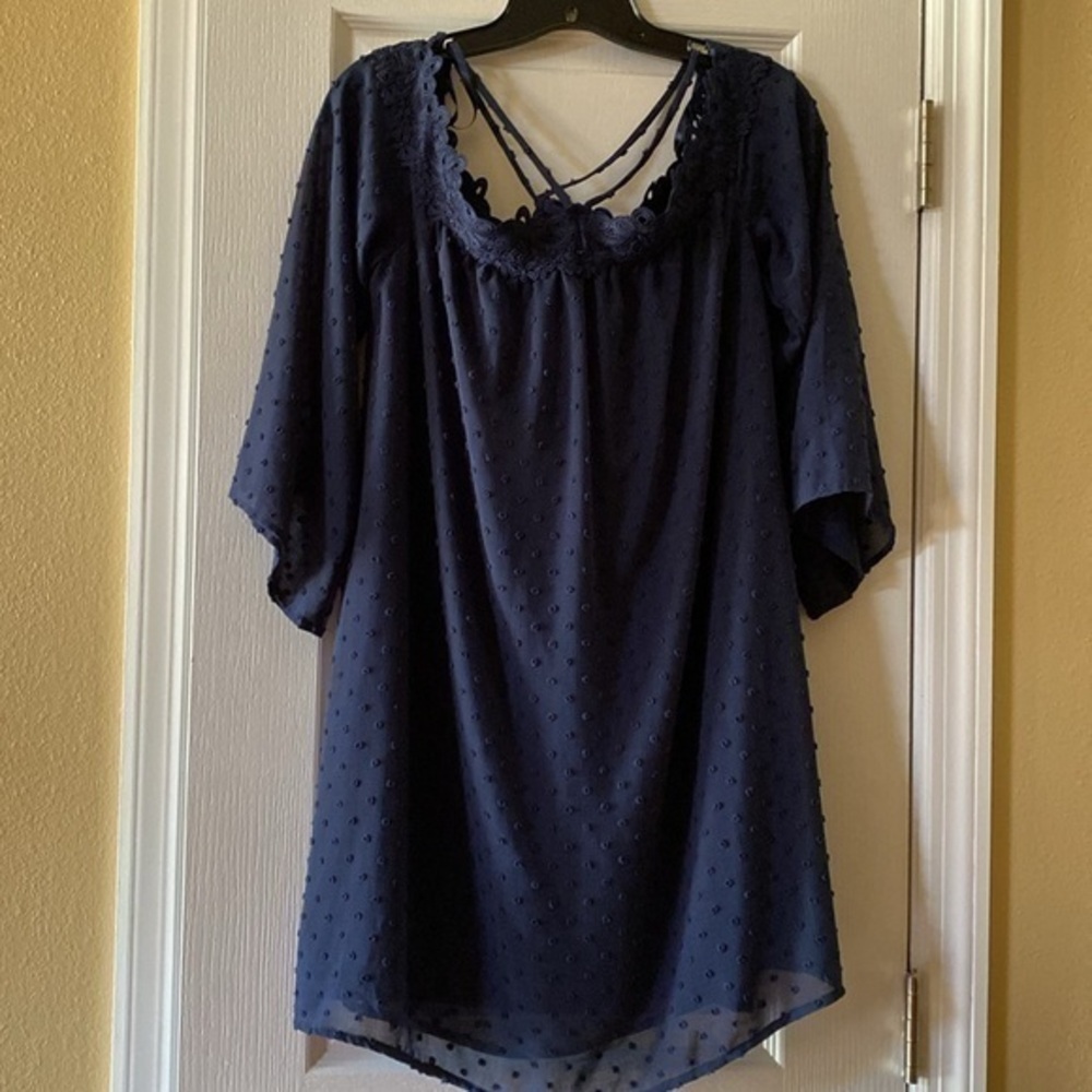 NWOT Xhilaratoin off shoulder navy‎ blue size M